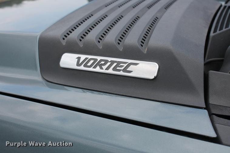 image for item DB5212 2007 Chevrolet Silverado 2500HD Crew Cab flatbed pickup truck