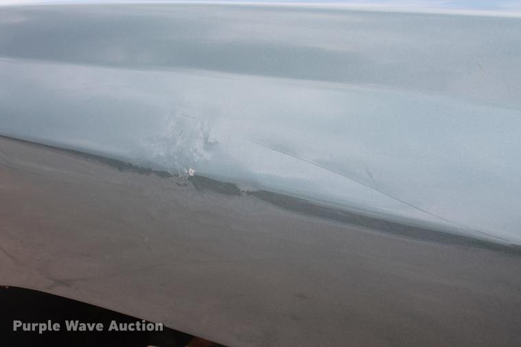 image for item DB5212 2007 Chevrolet Silverado 2500HD Crew Cab flatbed pickup truck