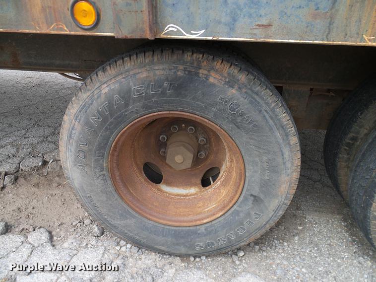 image for item DB5218 1997 West Wind Trailers dump trailer