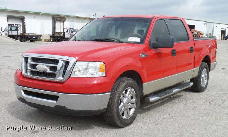 image for item DB5221 2007 Ford F150 XLT SuperCrew pickup truck