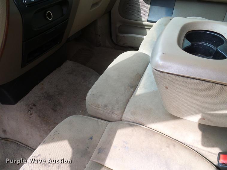 image for item DB5221 2007 Ford F150 XLT SuperCrew pickup truck