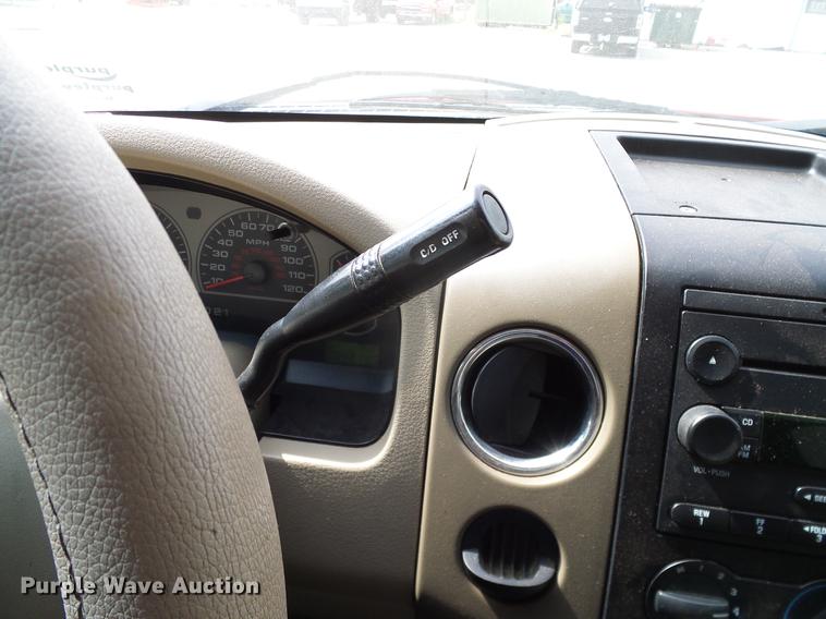 image for item DB5221 2007 Ford F150 XLT SuperCrew pickup truck