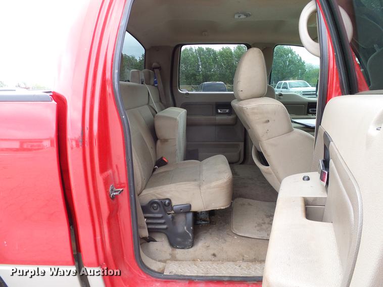 image for item DB5221 2007 Ford F150 XLT SuperCrew pickup truck