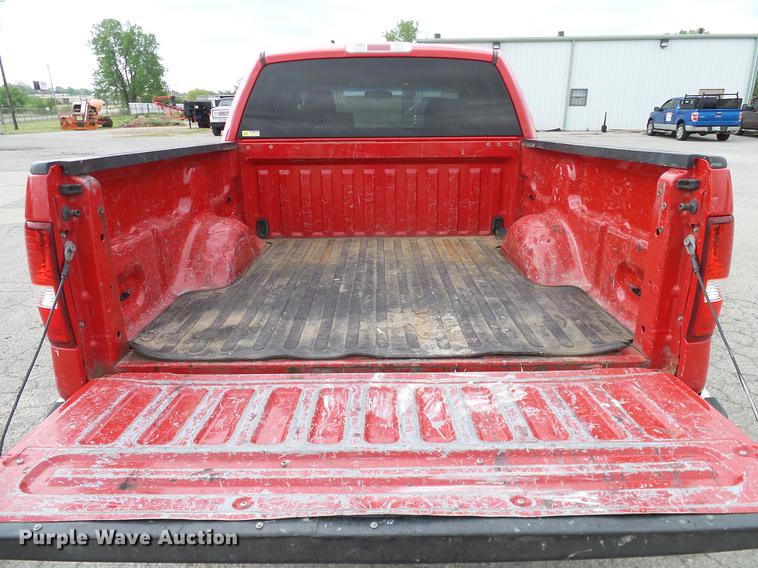 image for item DB5221 2007 Ford F150 XLT SuperCrew pickup truck