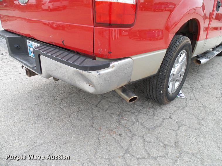 image for item DB5221 2007 Ford F150 XLT SuperCrew pickup truck