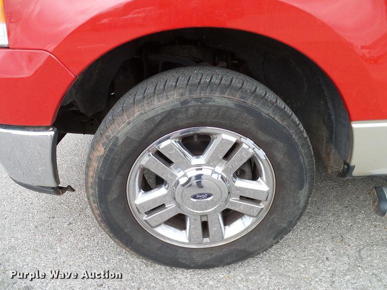 image for item DB5221 2007 Ford F150 XLT SuperCrew pickup truck