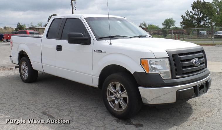 image for item DB5222 2011 Ford F150 XL SuperCab pickup truck