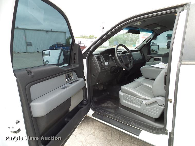 image for item DB5222 2011 Ford F150 XL SuperCab pickup truck