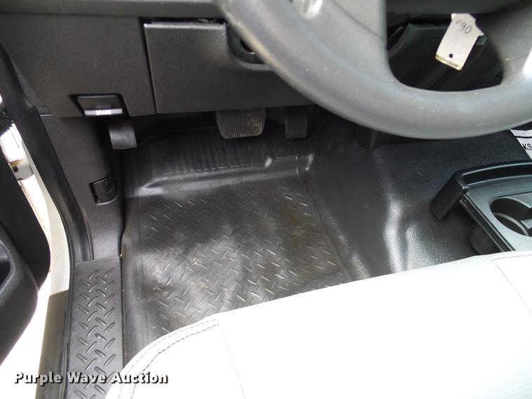 image for item DB5222 2011 Ford F150 XL SuperCab pickup truck