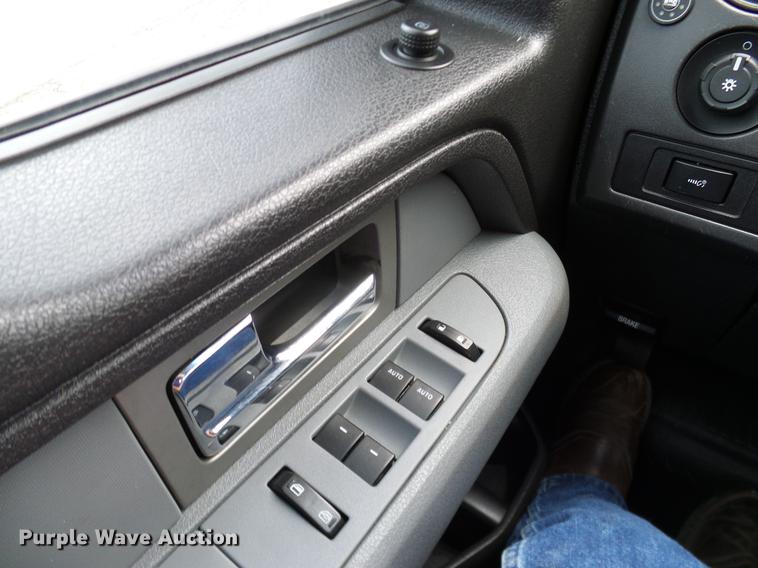 image for item DB5222 2011 Ford F150 XL SuperCab pickup truck