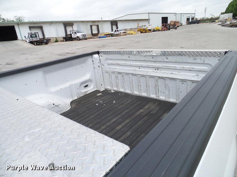 image for item DB5222 2011 Ford F150 XL SuperCab pickup truck