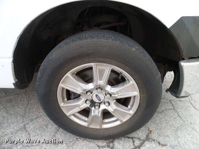 image for item DB5222 2011 Ford F150 XL SuperCab pickup truck