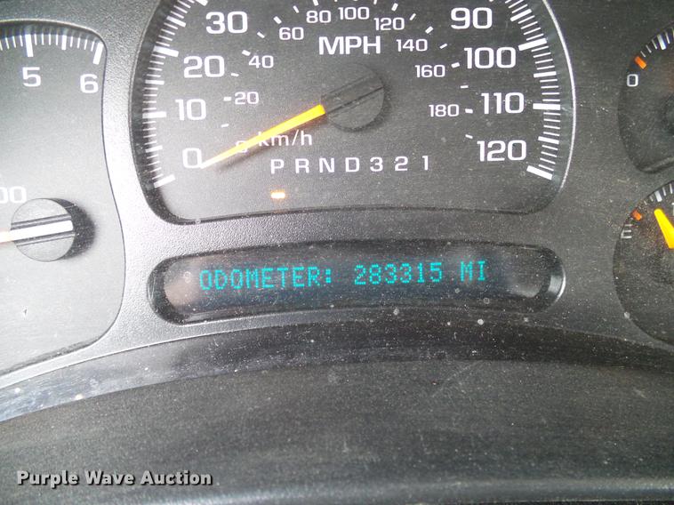 image for item DB5223 2006 Chevrolet Silverado 1500 LT Crew Cab pickup truck