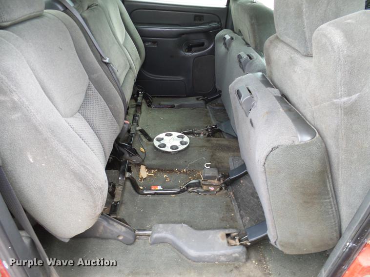 image for item DB5223 2006 Chevrolet Silverado 1500 LT Crew Cab pickup truck