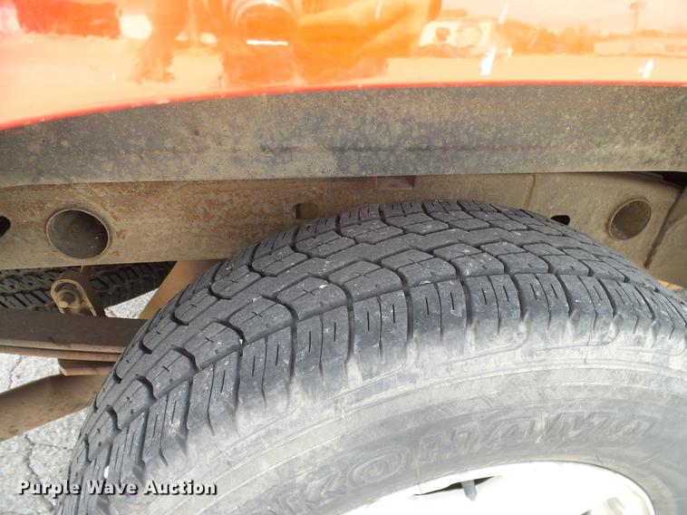 image for item DB5223 2006 Chevrolet Silverado 1500 LT Crew Cab pickup truck