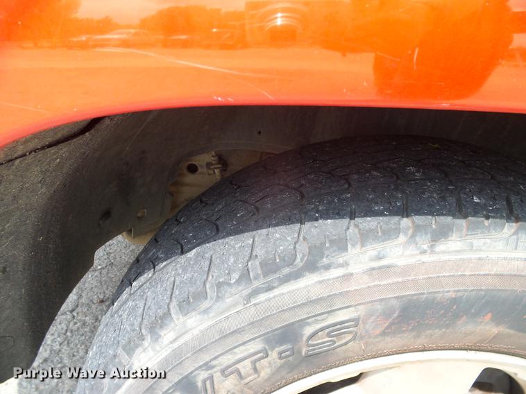 image for item DB5223 2006 Chevrolet Silverado 1500 LT Crew Cab pickup truck