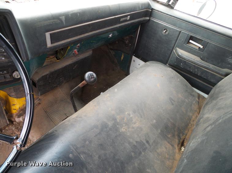 image for item DB5224 1986 GMC TopKick dump truck