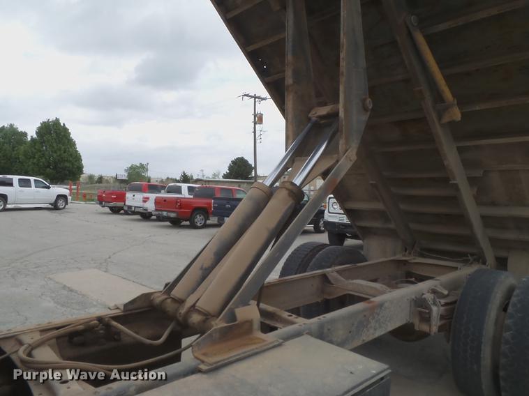 image for item DB5224 1986 GMC TopKick dump truck