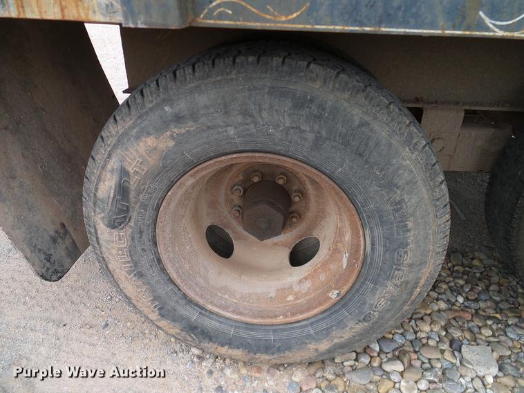 image for item DB5225 1997 West Wind Trailers dump trailer