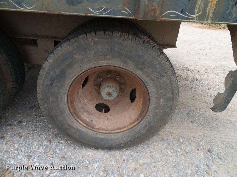 image for item DB5225 1997 West Wind Trailers dump trailer