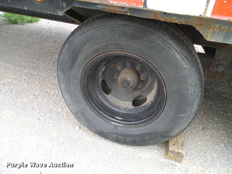 image for item DB5227 1997 West Wind Trailers equipment trailer