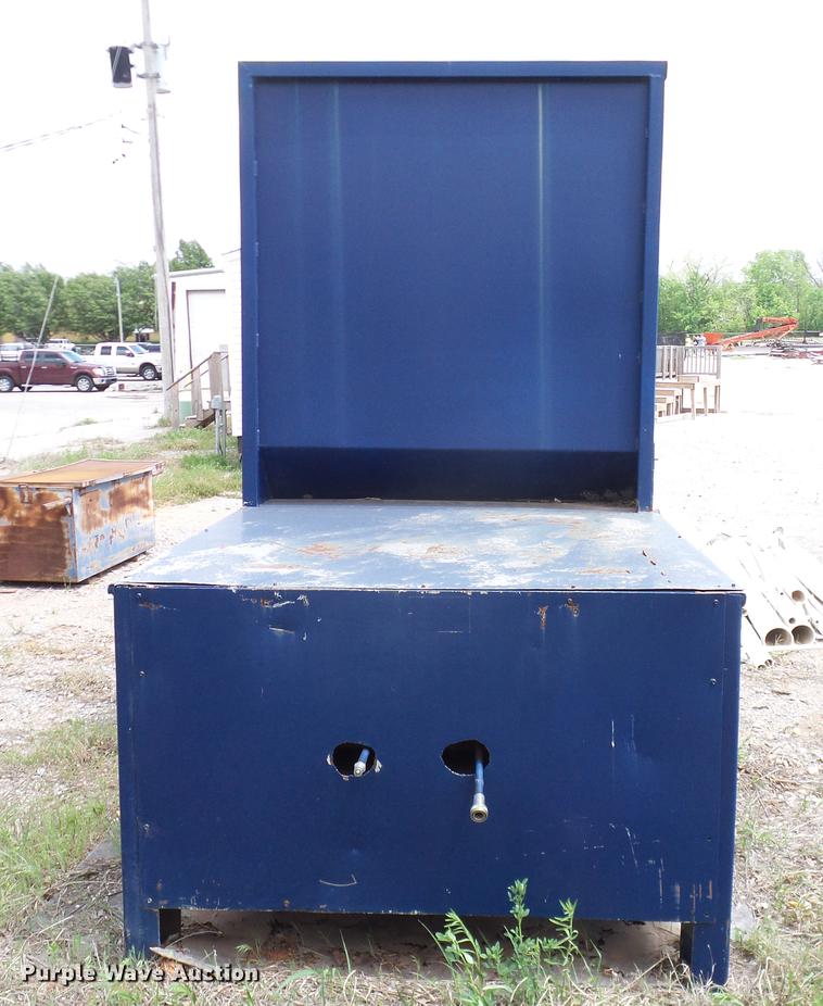 image for item DB5228 Roll-Offs bale compactor