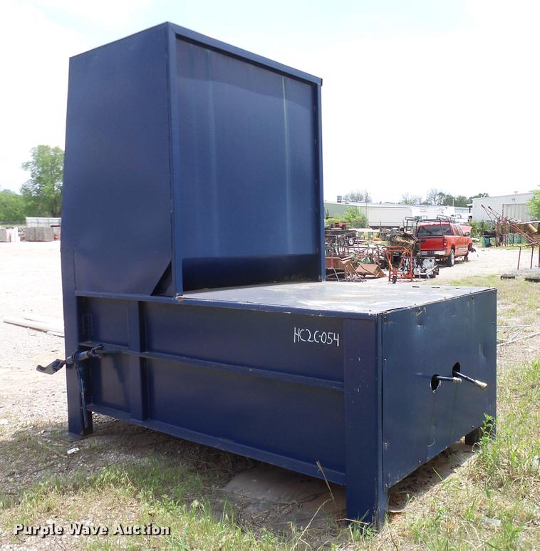 image for item DB5228 Roll-Offs bale compactor