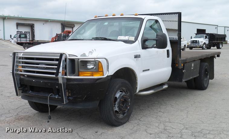 image for item DB5229 2001 Ford F450 Super Duty XL flatbed truck