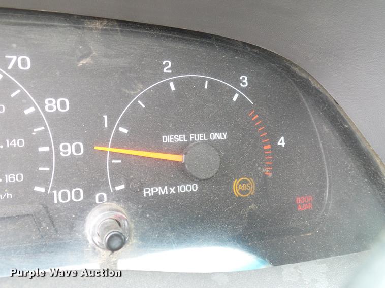 image for item DB5229 2001 Ford F450 Super Duty XL flatbed truck