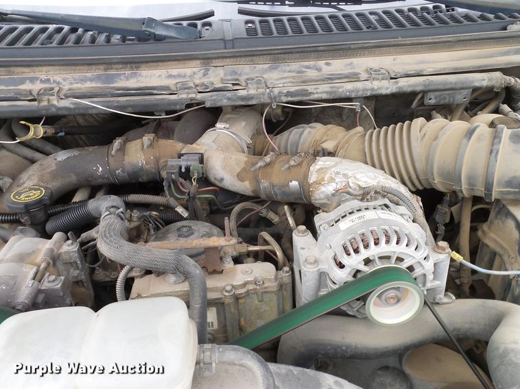 image for item DB5229 2001 Ford F450 Super Duty XL flatbed truck