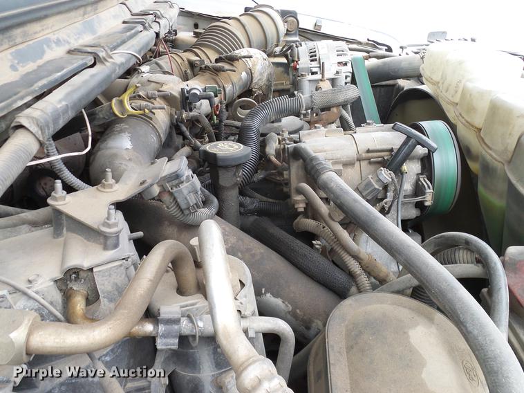 image for item DB5229 2001 Ford F450 Super Duty XL flatbed truck