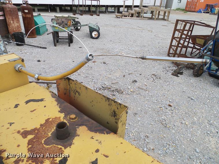 image for item DB5230 Roofmaster oil heater