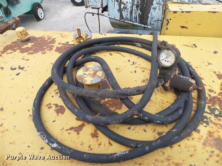 image for item DB5230 Roofmaster oil heater