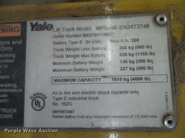 image for item DB5233 Yale MPB040-EN24T2748 pallet jack