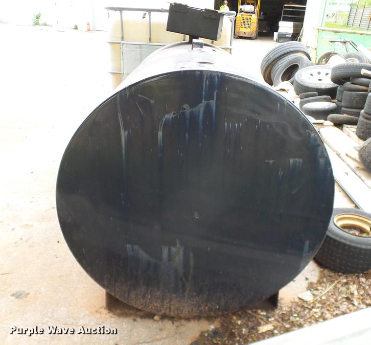 image for item DB5237 Oil tank
