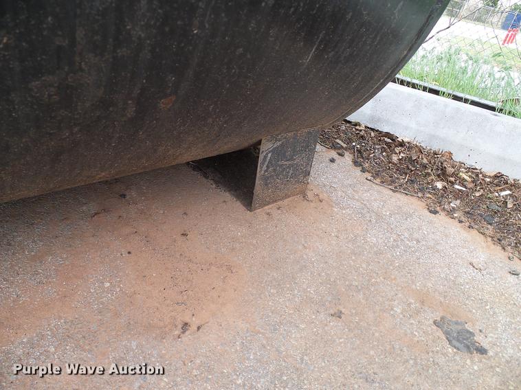 image for item DB5237 Oil tank