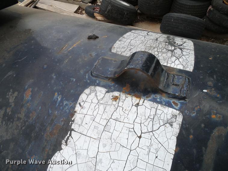 image for item DB5237 Oil tank