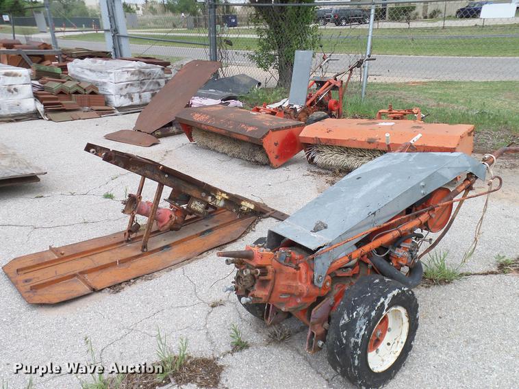 image for item DB5238 (2) Gravely walk-behind tractors