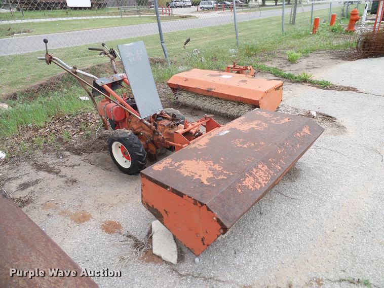 image for item DB5238 (2) Gravely walk-behind tractors