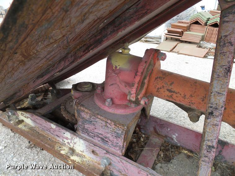 image for item DB5238 (2) Gravely walk-behind tractors
