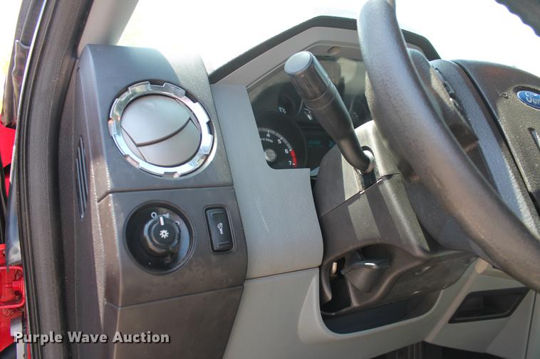 image for item DB5247 2014 Ford F250 Super Duty XLT Crew Cab pickup truck