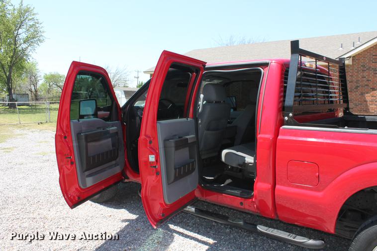 image for item DB5247 2014 Ford F250 Super Duty XLT Crew Cab pickup truck