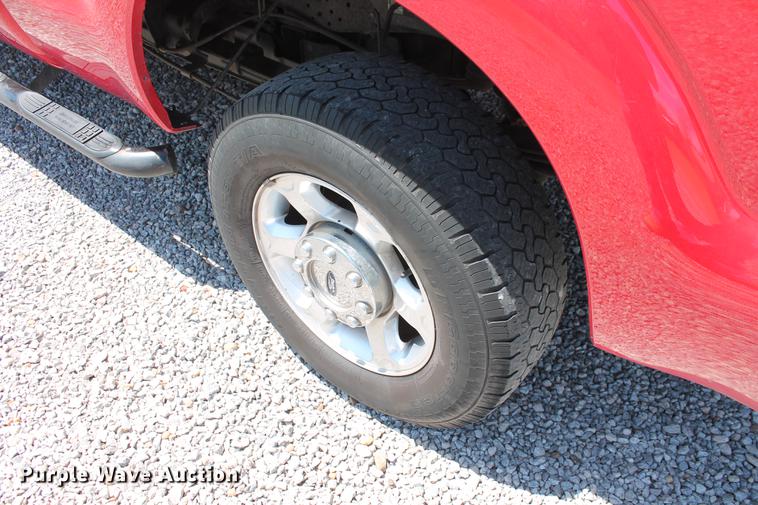 image for item DB5247 2014 Ford F250 Super Duty XLT Crew Cab pickup truck