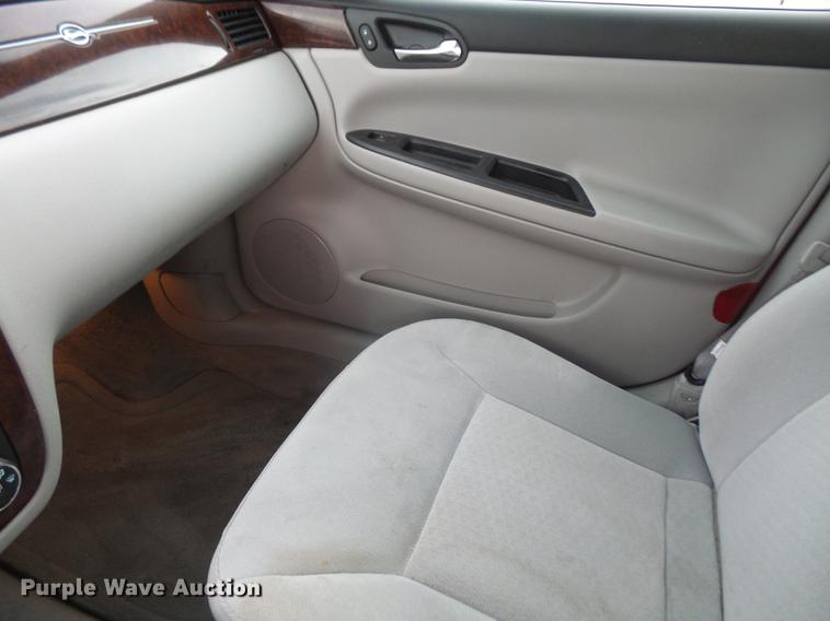 image for item DB6056 2011 Chevrolet Impala LS