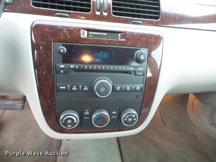 image for item DB6056 2011 Chevrolet Impala LS