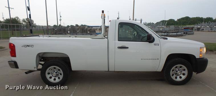 image for item DB6057 2009 Chevrolet Silverado 1500 pickup truck