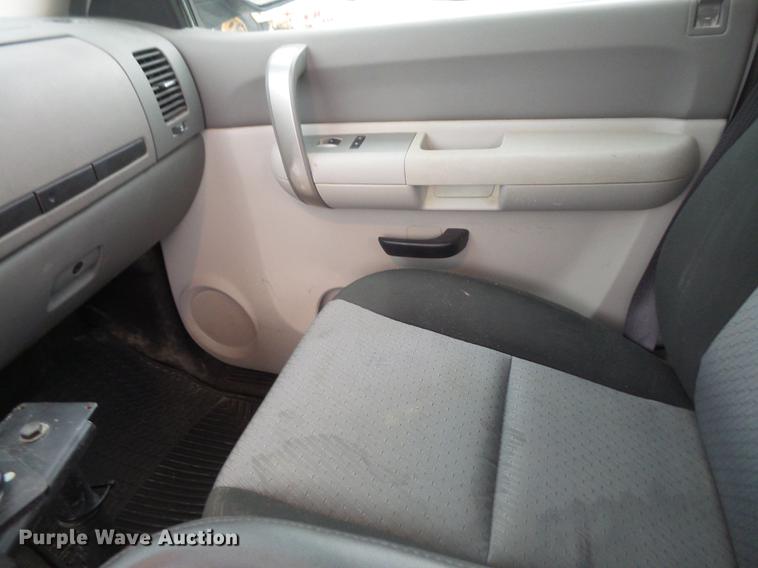 image for item DB6057 2009 Chevrolet Silverado 1500 pickup truck