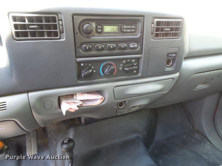 image for item DB6148 2004 Ford F350 Super Duty Crew Cab pickup truck