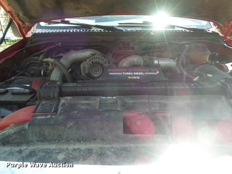 image for item DB6148 2004 Ford F350 Super Duty Crew Cab pickup truck