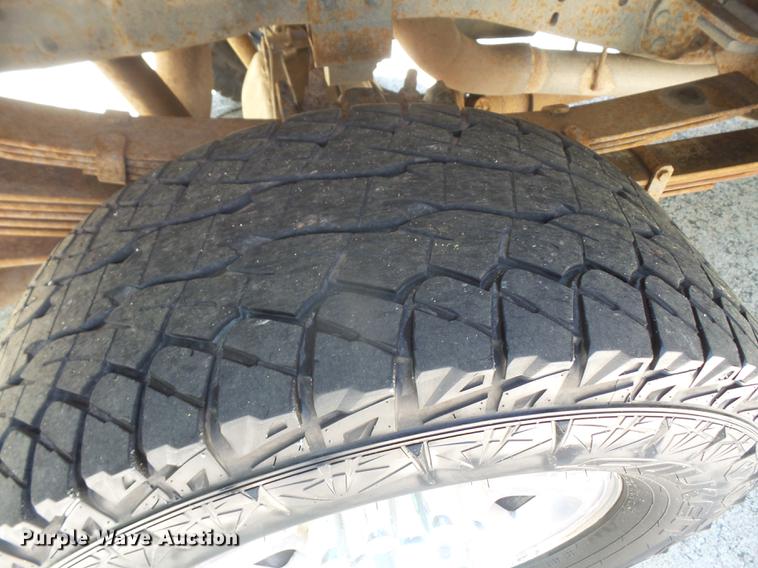 image for item DB6148 2004 Ford F350 Super Duty Crew Cab pickup truck